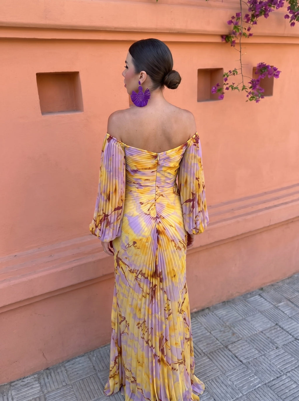 Women's floral maxi dress with V-neck and pleated skirt 4