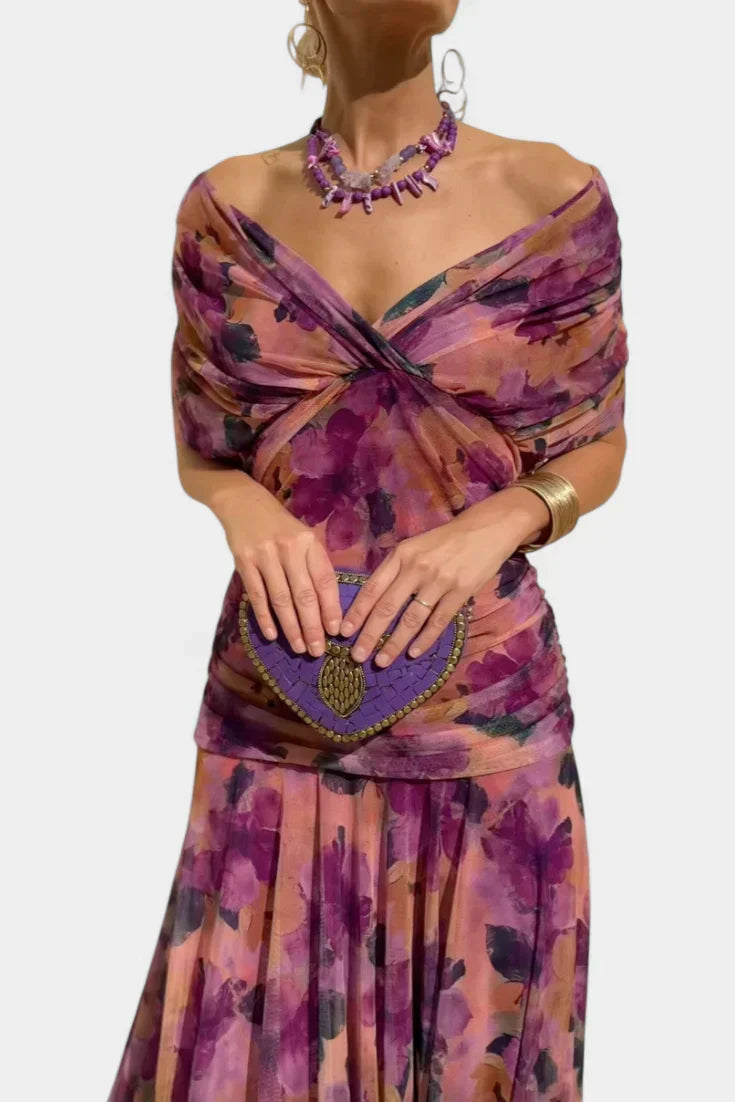 Women's floral midi dress with V-neck and gathered waist 3